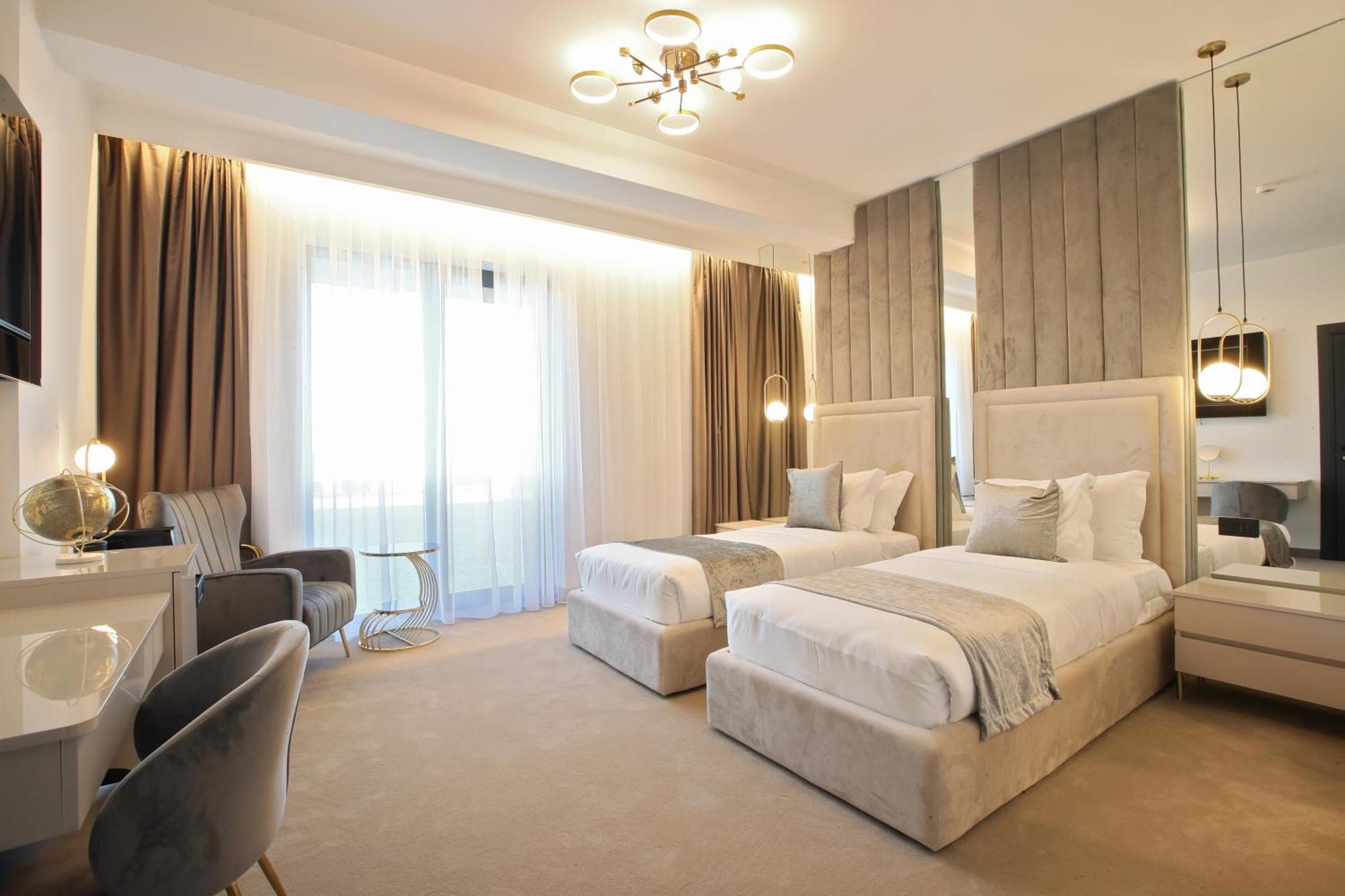 Hotel Artemis Oradea Exterior foto